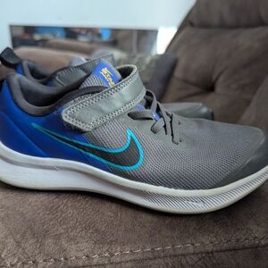 Nike Gray and Blue Athletic Shoes